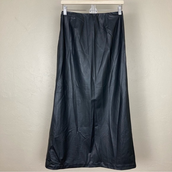 Soft Animal Side Slit Leather Skirt - Picture 6 of 9